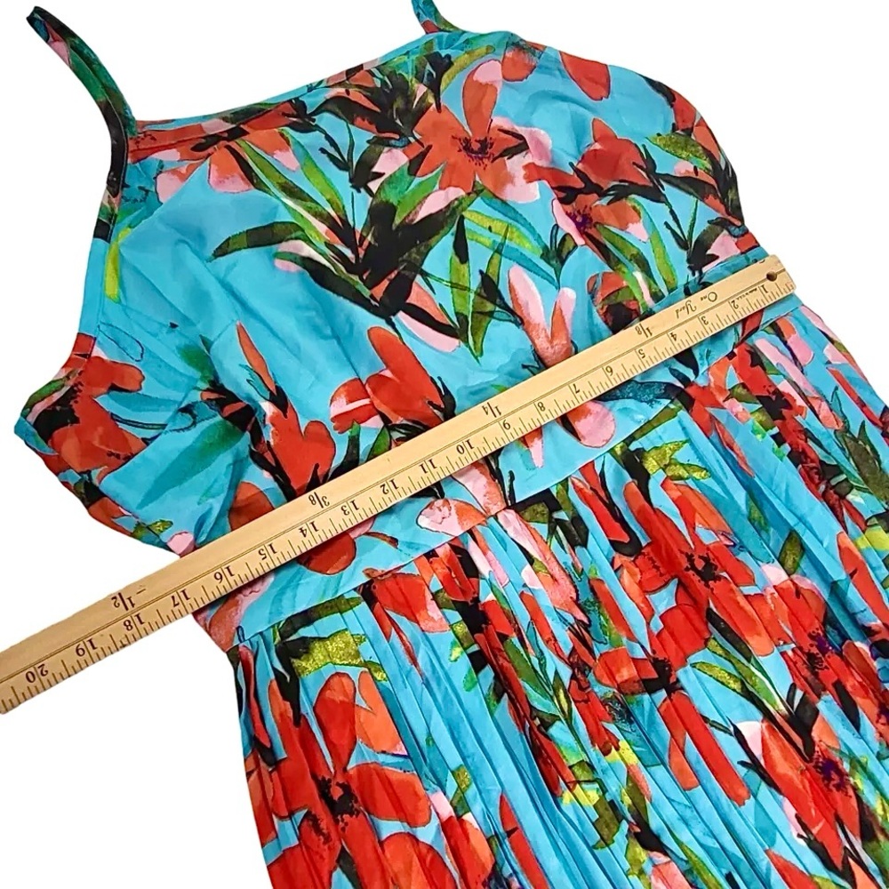 Mlle Gabriel pleated tropical dress - Picture 3 of 7